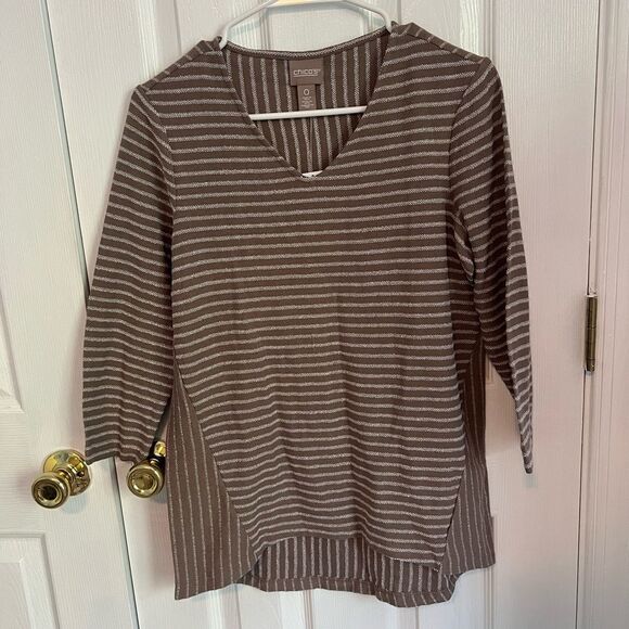 NWT Chico's Womens 0 V-Neck 3/4 Sleeve Striped‎ Taupe Top - Picture 1 of 6